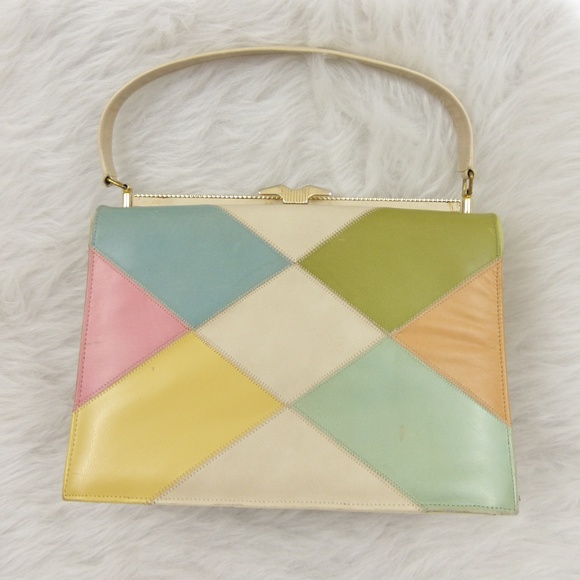 Vintage Handbags - For myrgle if she wants it